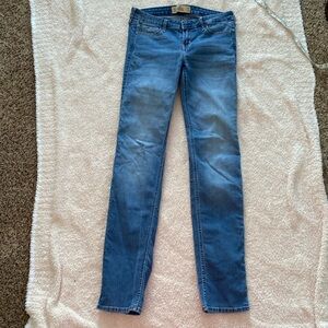 Hollister skinny jeans